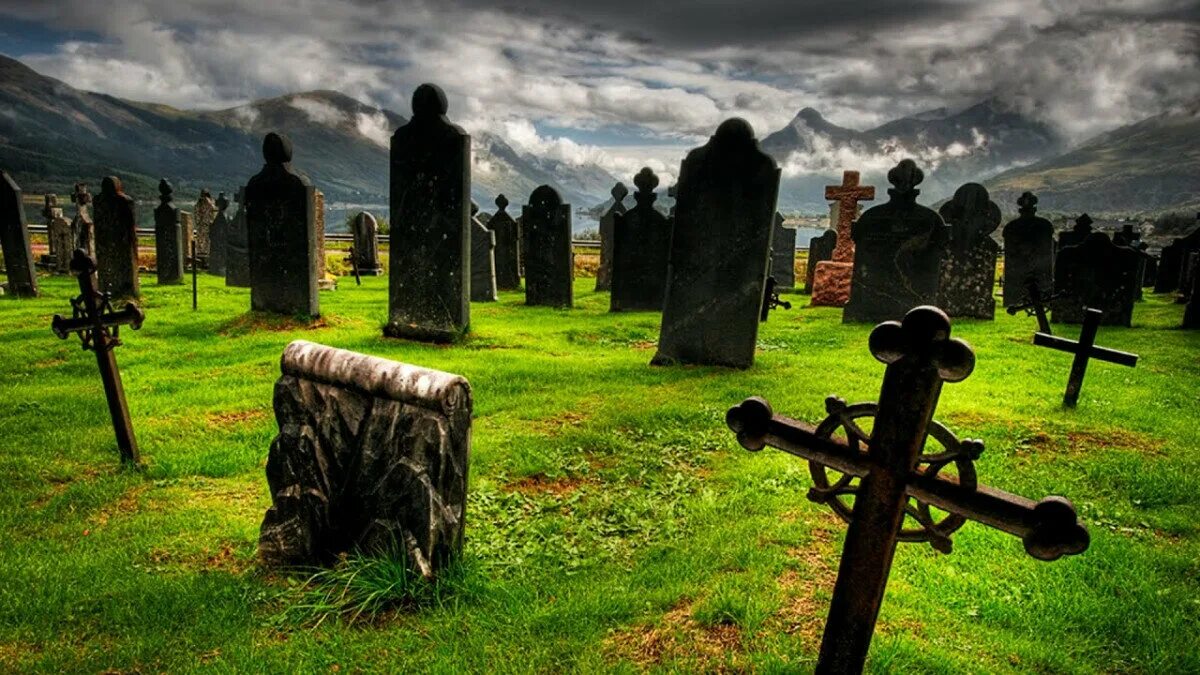 Навещал кладбище. Кладбище. Красивое кладбище. Кладбище фон. Мрачное кладбище.
