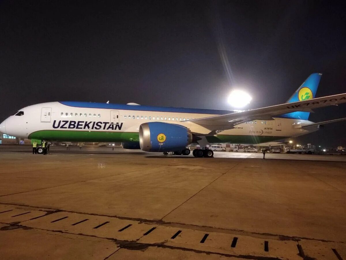 UZAIRWAYS Боинг 787. Узбекистан авиакомпания хаво йуллари. Boeing 787 Dreamliner Uzbekistan Airways. Боинг 787-8 Дримлайнер узбекские авиал. Авиарейсы узбекистана