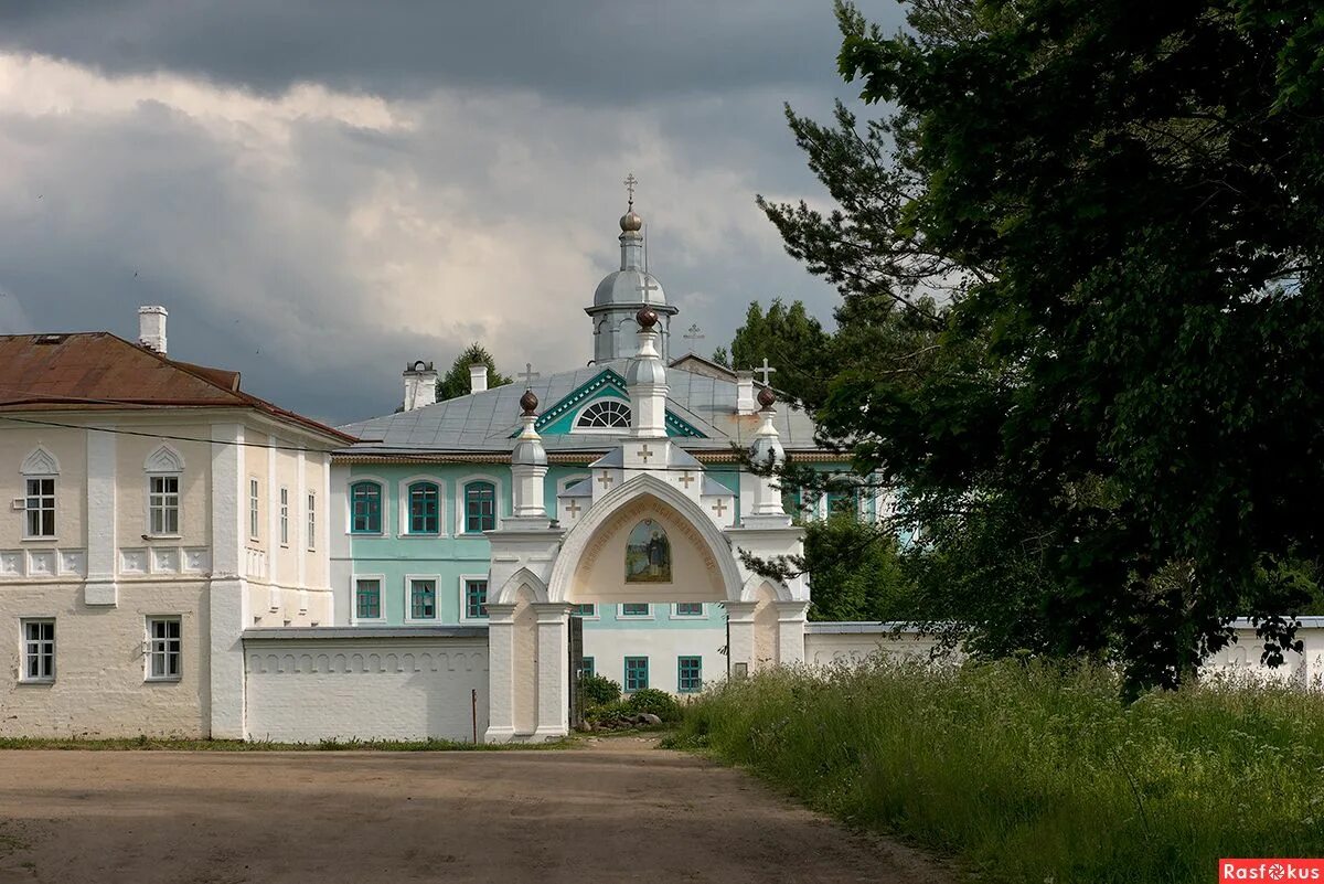 Свято-Троицкий Павло-Обнорский монастырь. Свято-Троицкий Павло-Обнорский мужской монастырь (Грязовецкий район). Свято троицкий 6