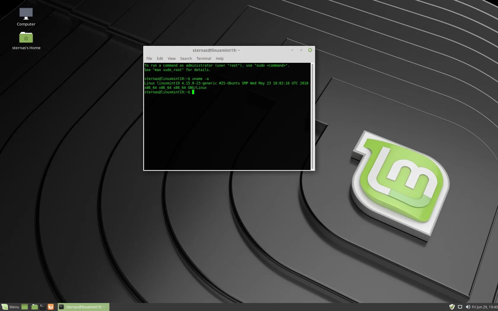 Открываю линукс минт. Linux mint 19 диск. linux mint 10. линукс мята.