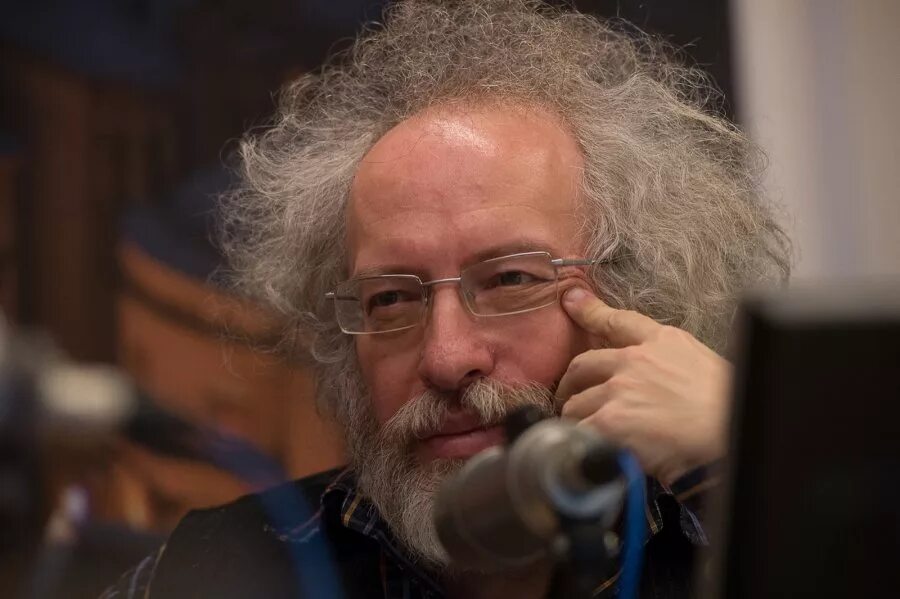 Слушать венедиктова последнее будем наблюдать. Будем наблюдать венедиктов. 04. Венедиктов будем наблюдать последний выпуск. Эхо москвы редактор.