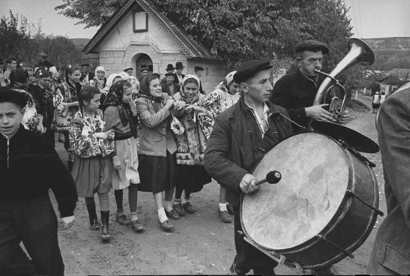 Жизнь в деревнях ссср. Свадьба 1960 СССР. Свадьба в деревне СССР. Советские свадьбы 1950.