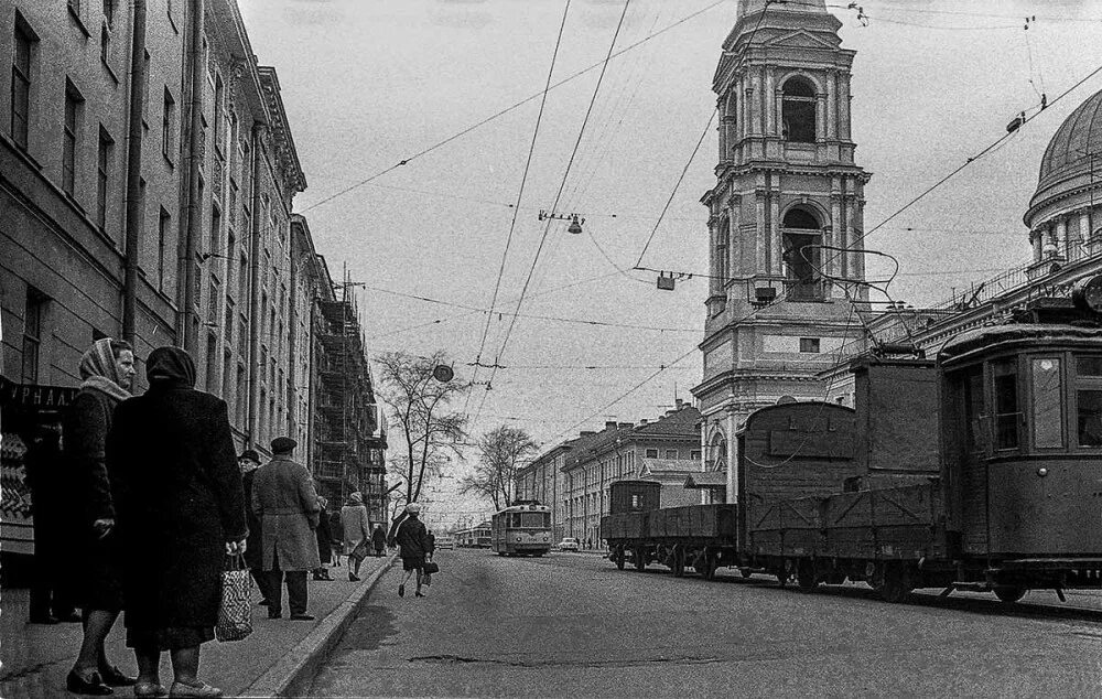 Угол среднего и 1 линии