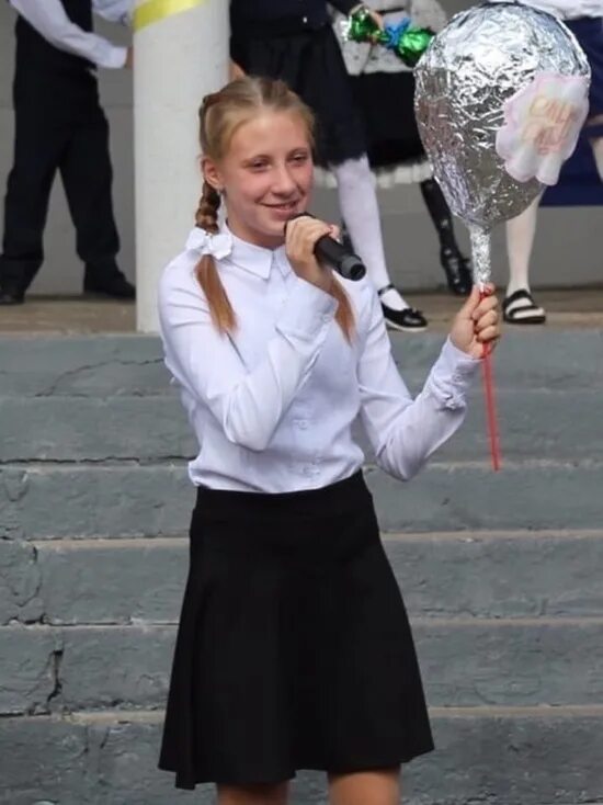 В москве шестиклассница. Ивахно Наташа. Фото шестиклассниц.