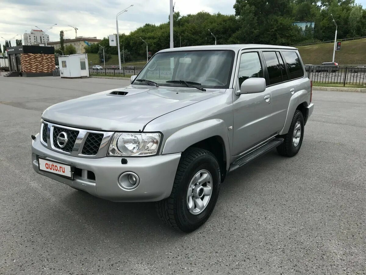 Ниссан патрол 2004. Nissan Patrol 2004. Ниссан патруль 2004. Ниссан Патрол 3.0 дизель автомат 2006.