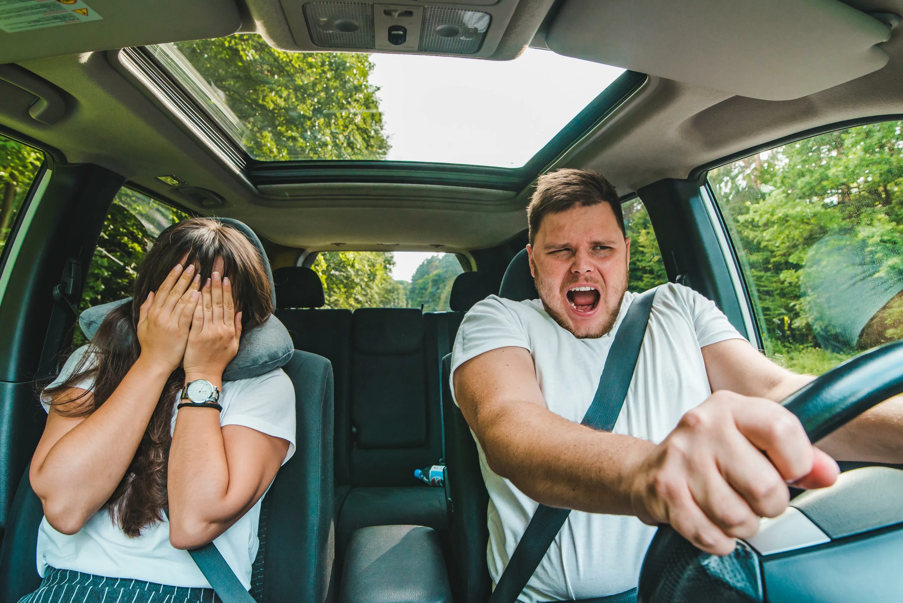 When we drive the car. Испуганный водитель за рулем. Драйв эмоции. Плохой водитель. Кричащий инструктор.