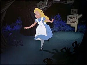 Алиса бежит. Алиса убегает. Алиса в стране чудес бежит за кроликом. Алиса гонится за кроликом.