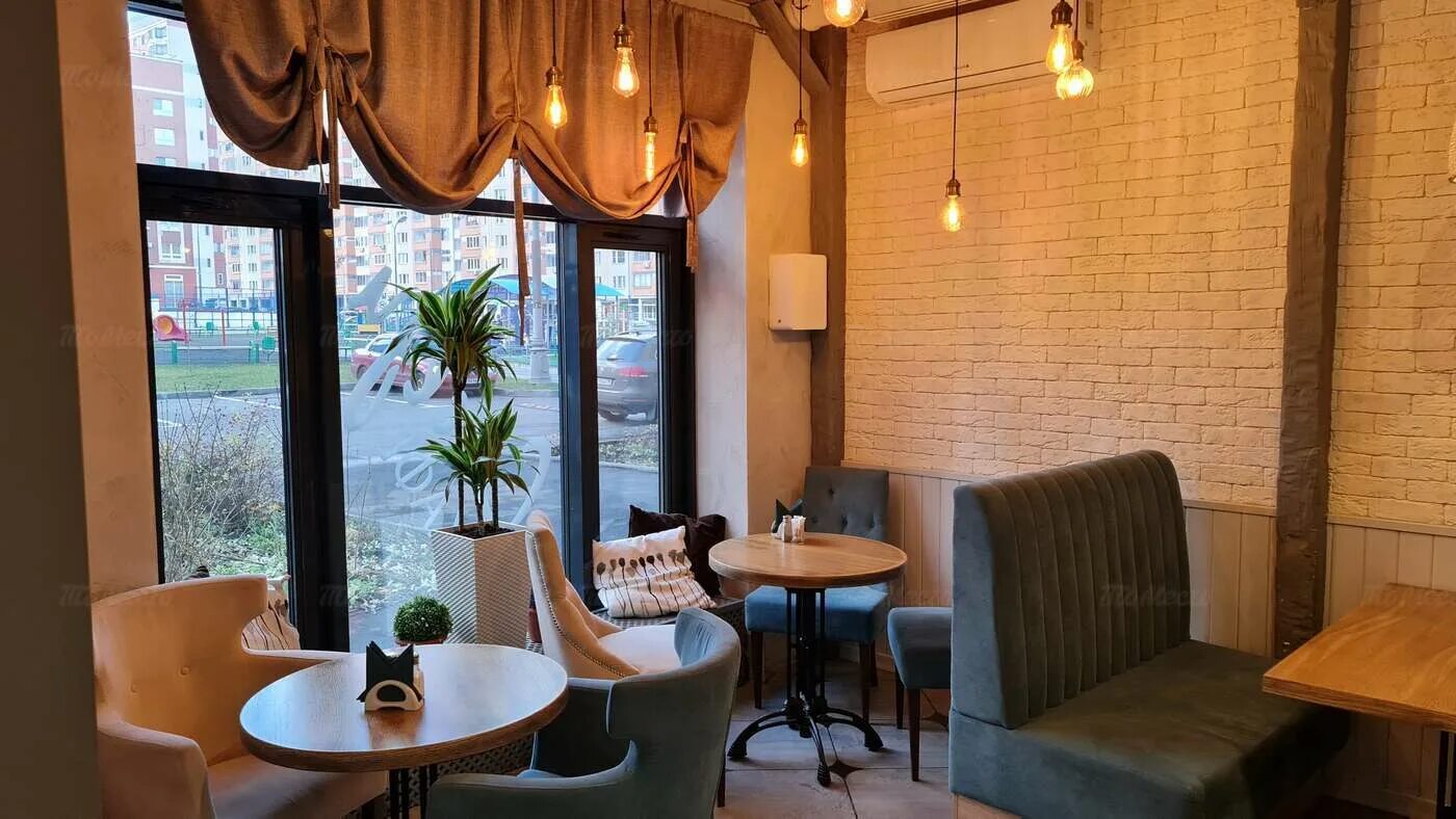 Ресторан соседи на есенина. Соседи новосибирск. Кафе соседи московский. Ресторан соседи строитель. 08 казань.