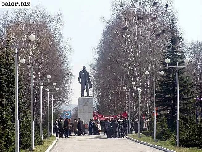 Парк Белорецк. Парк Ленина Белорецк. Памятник Ленину в Белорецке. Г Белорецк достопримечательности.