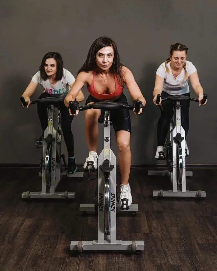 Сайкл ks5800. Сайкл Pulse Fitness 225e. Аэробика сайкл рибок. Сайкл тренировка Cycle.