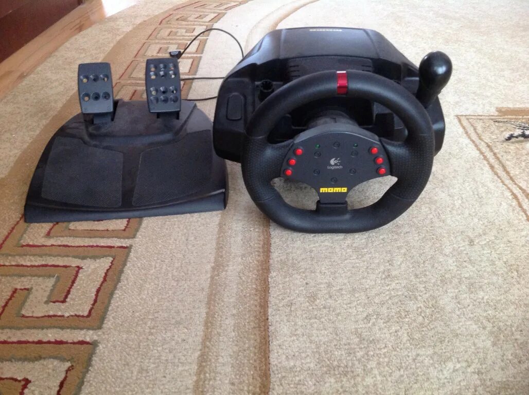 Игровой руль Лоджитек МОМО. Logitech Momo Racing Force feedback Wheel. Игровой руль МОМО рейсинг. Потенциометр Logitech Momo Racing.