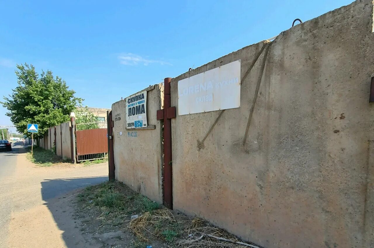 Оренбург. Улица монтажников 32 оренбург. Улица монтажников 32 оренбург. Улица монтажников 32. Монтажников 2/2 оренбург.