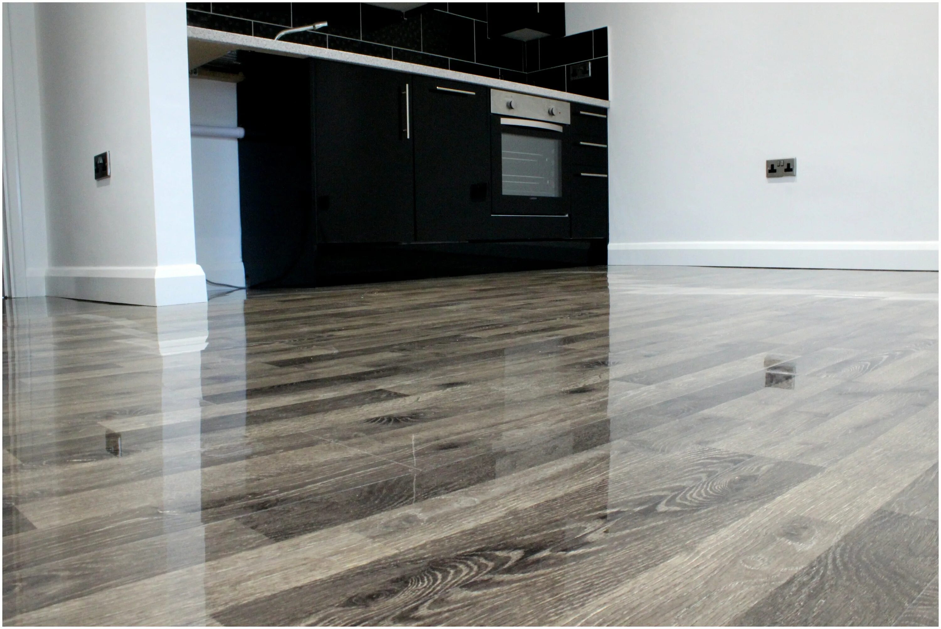 кристал вайт керамогранит 60х60. керамогранит emotion ceramics naos blanco pulido rectificado 80. керамогранит aparici beyond turquesa. керамогранит tile kraft prime white. эпоксидный наливной пол 9010 белый.