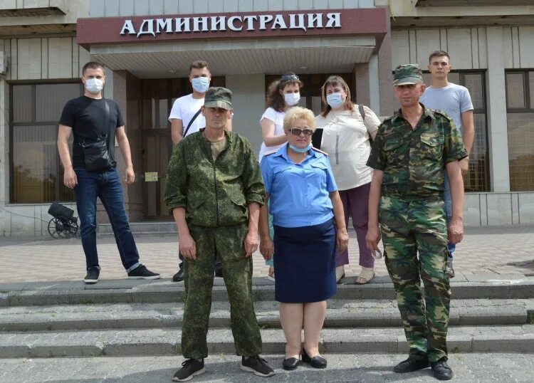 Тузловград новочеркасск сегодня. Служба в Новочеркасске. Администрация Новочеркасска сотрудники. Казачья 21 Новочеркасск. Зона в Новочеркасске.