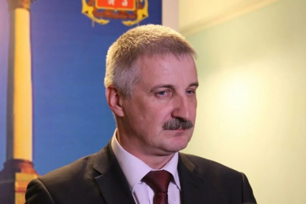 Добряков хирург