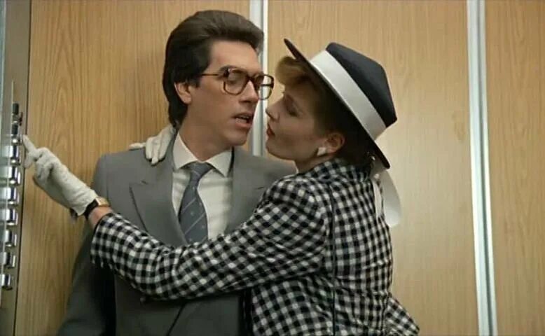 возвращение в руасси. возвращение в руасси (1984). возвращение в руасси. история о возвращение в руасси 1984. история о 2 возвращение в руасси 1984.