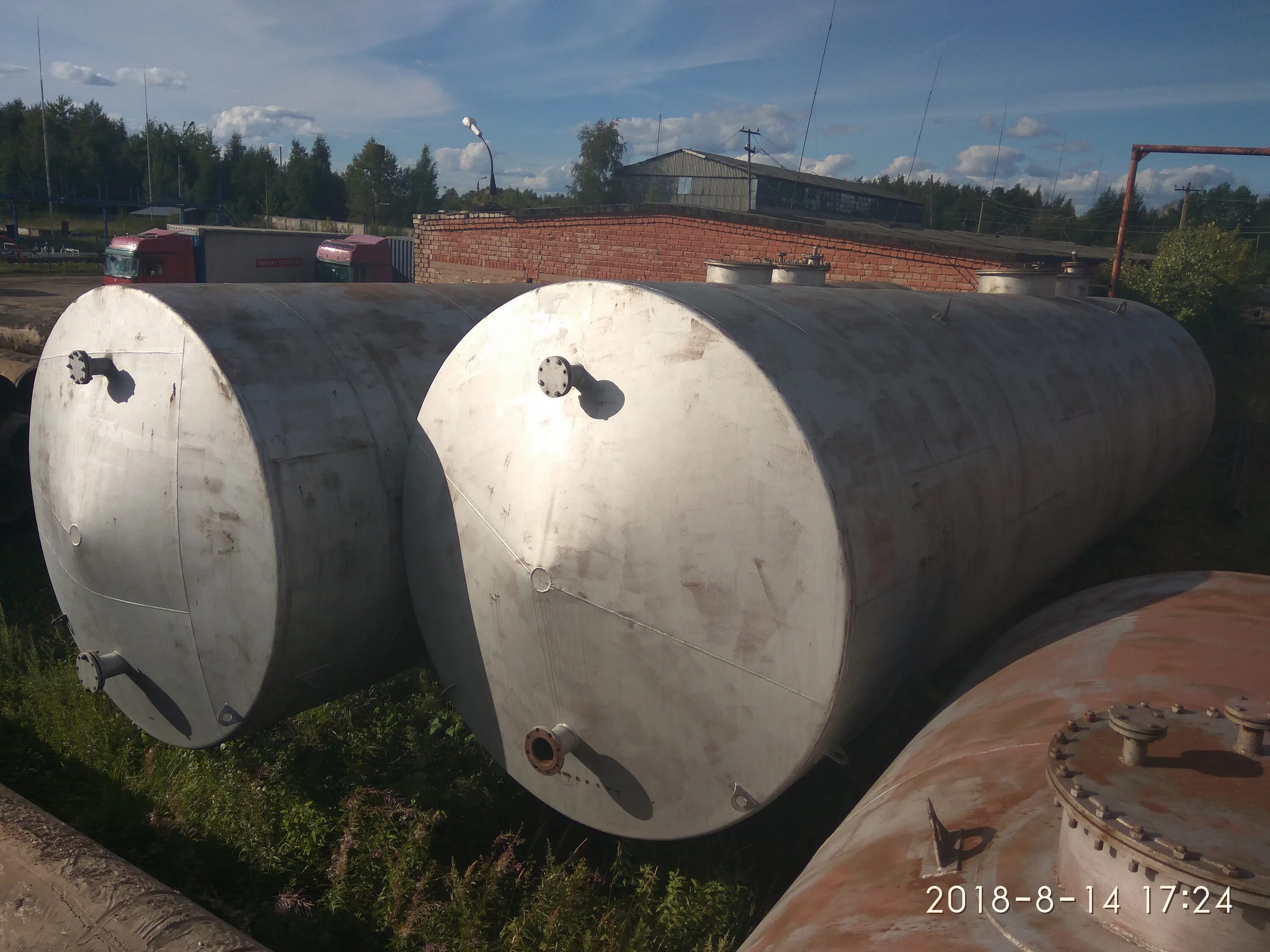 Ёмкость 100 кубов гумированная. Изготовление ёмкостей из металла. Емкость 100 кубов. Емкость 100 куб. Теплоизоляция емкостей 100 м.