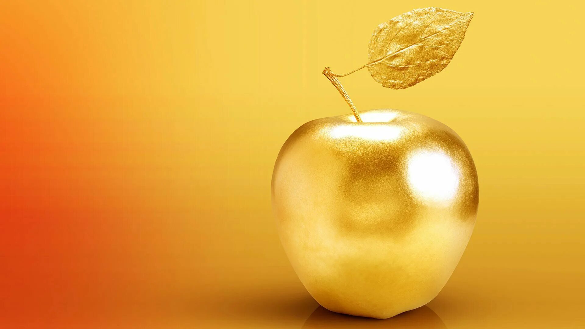 Золотое яблоко. Золотое яблоко логотип 2022. Gold apple что это. Золотое яблоко на белом фоне. Упаковка интернет заказов.