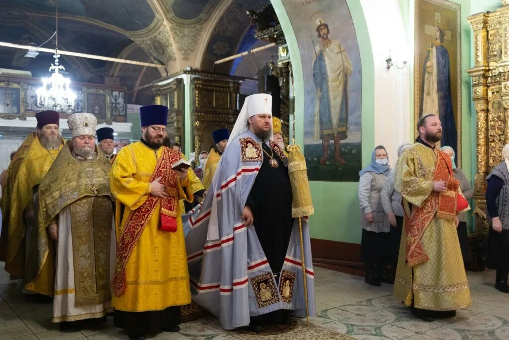 патриаршая служба в бутово. храм власия в старой конюшенной слободе духовенство. протоиерей антоний серов. бердянск евгений рябоконь храм. настоятель храма новомучеников.