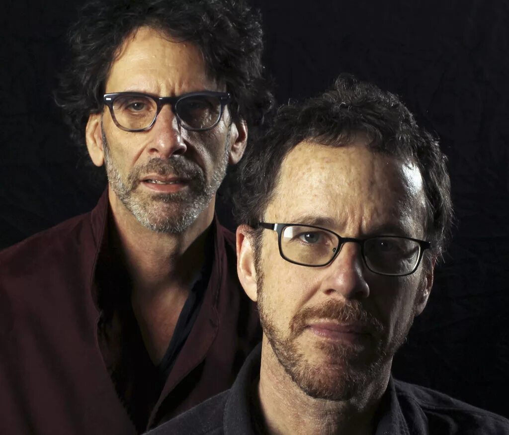 Брат джоэла коэна 4. The coen brothers. ethan coen. джоэл коэн. братья коэн фото.