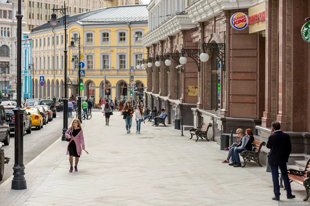 Стильные улицы москвы. Центральные улицы Москвы. Московские улицы в центре. Улочки Москвы. Центральные улочки Москвы.