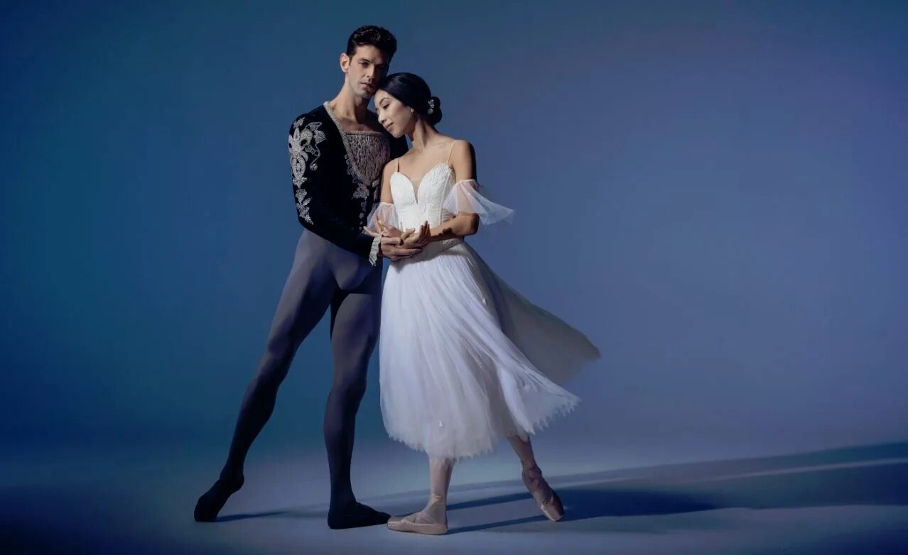 Балет дуэт. Прекрасные Балетные дуэты фотографии. Australian Ballet Giselle. Жизель появление. Фото мечта романтика балет спорт девушка.