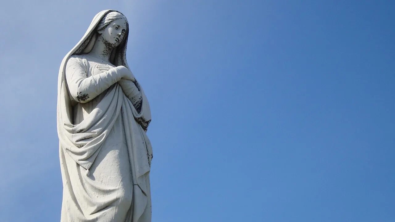 Статуи религий. Статуи религий. Статуи религий. Рафаэлло романелли скульптор христос. Скульптура на тему религия.