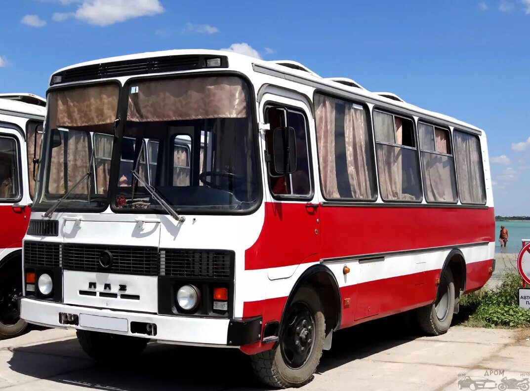 ПАЗ-3205 автобус. ПАЗ 3205 Советский. Пазик ПАЗ 3205. ПАЗ-3205 автобус СССР.