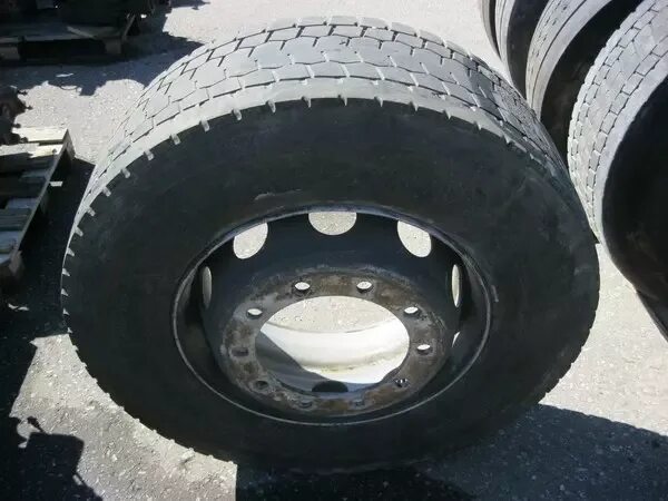 Ведущая ось шины. Колёса 315/70 r22.5 ведущая ось. колеса на тягач на ведущую ось 315.70.22.5 мишлен. шины на ведущую ось 315х70 r22.5. udemon колеса 315 70 22.5.