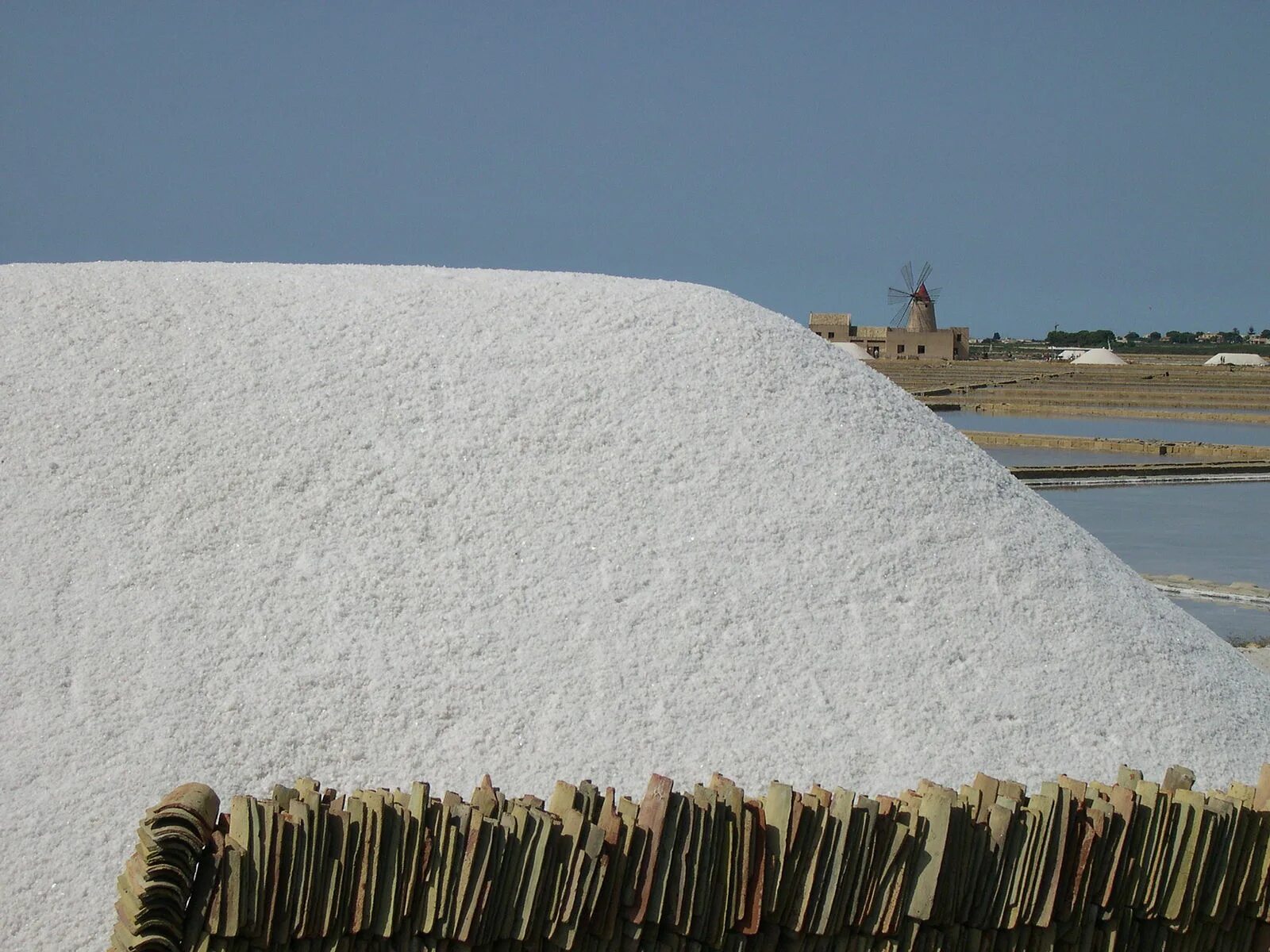 Salt file. Соль фото. salina salt. salt production australia. logatib salt.