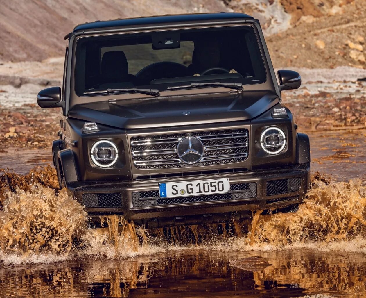 Какие есть гелики. Мерседес Бенц Гелендваген. Mercedes Benz g-class g500. Mercedes-Benz g-class 2019. Мерседес Гелендваген новый.