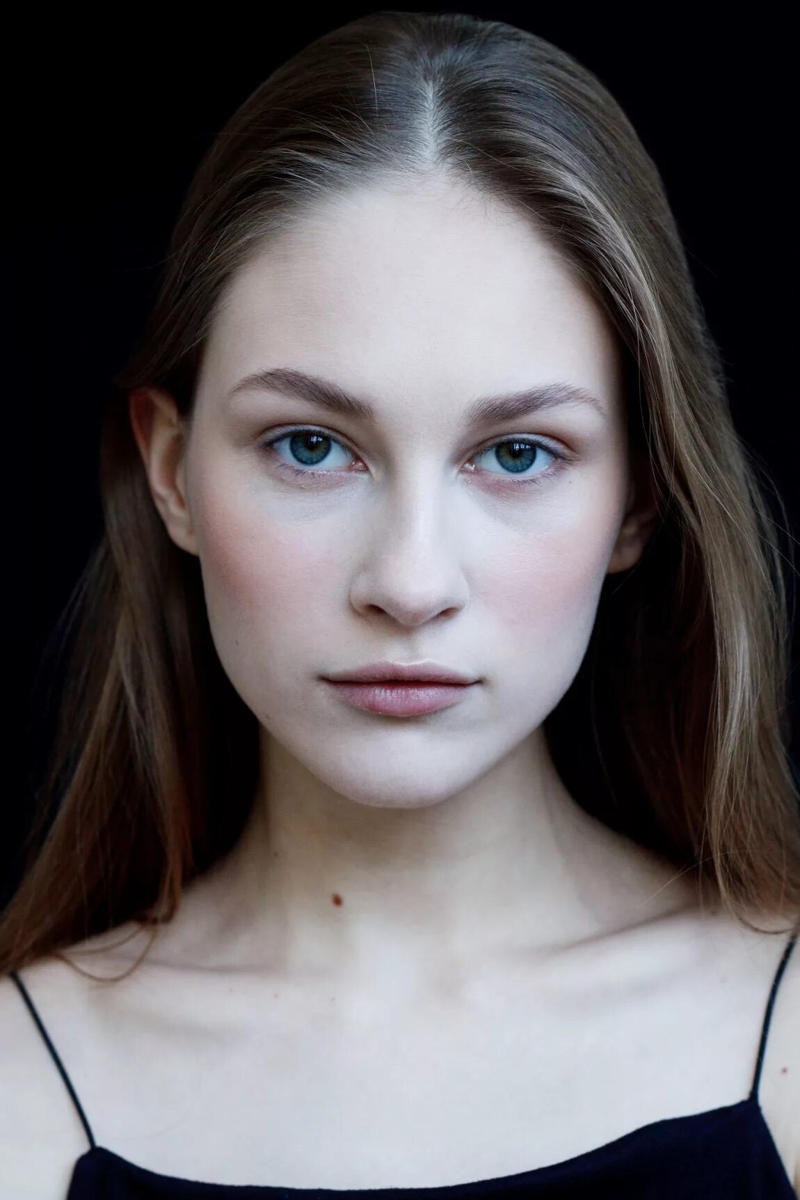 Раня морданова фото. Модель фл. Настасья гейтс. Вика фалилеева модель. Вика фалилеева модель.