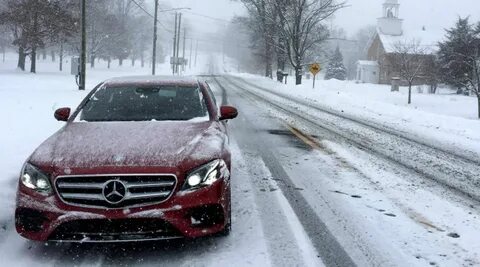 Зимний mercedes