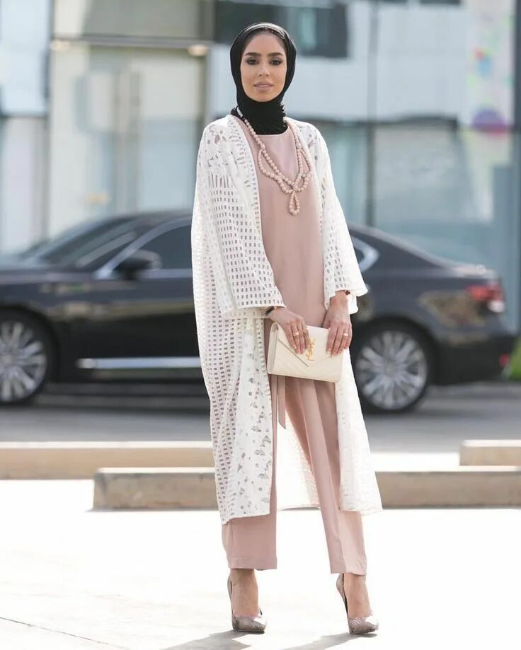 Блоггеры мусульмане. Мусульманские блоггеры. Блоггеры мусульманки. Модная Исламская одежда для женщин. Стиль мусульманских блогеров.