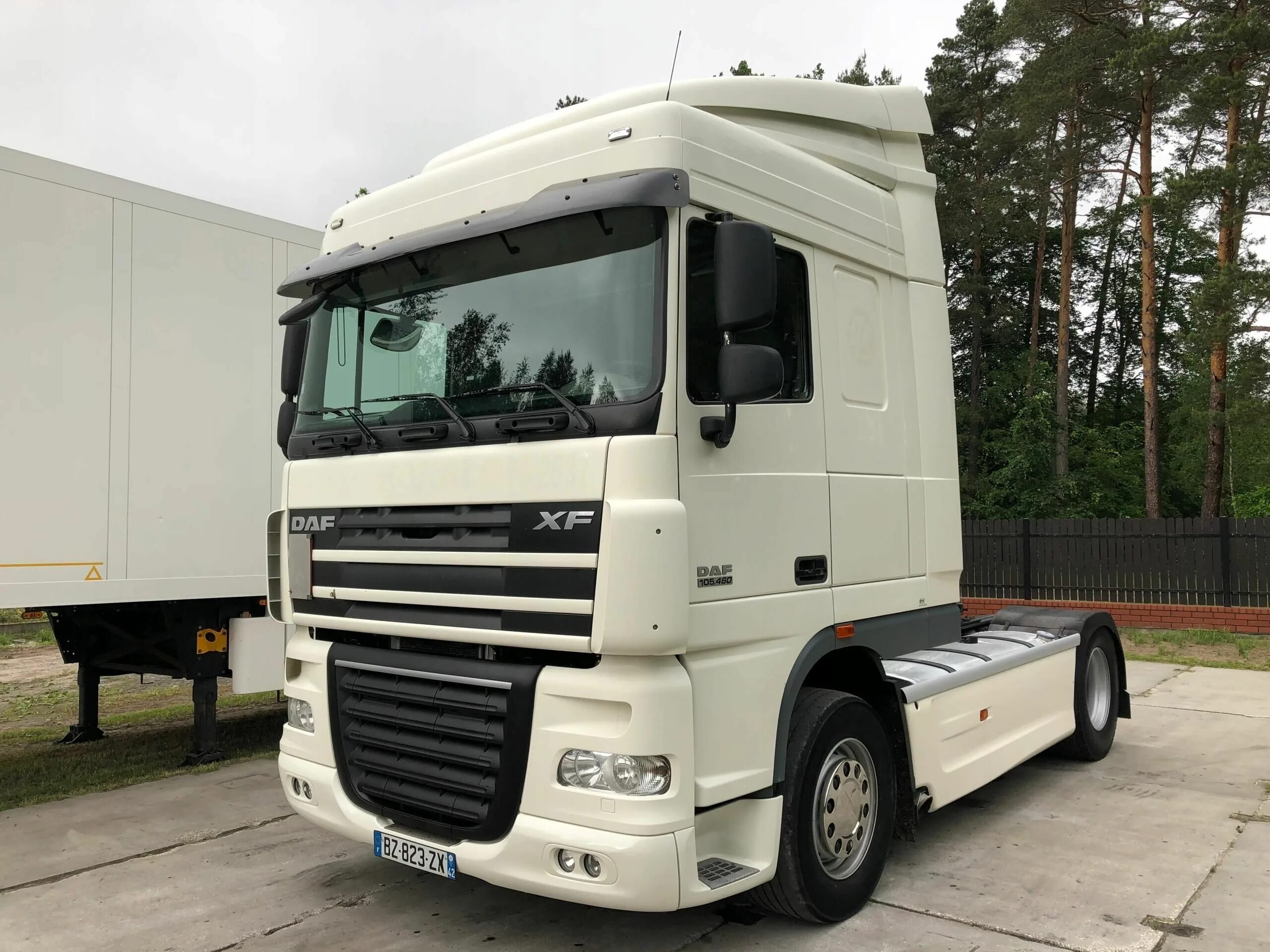 Daf space cab. Даф 105 space cab. daf xf 105.460. даф 105 xf 460 евро 6. даф 105 460.