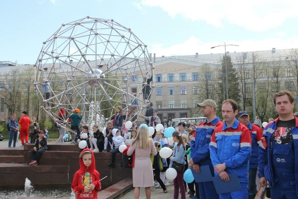 Отметить день рождения петрозаводск. Водоканал Петрозаводск. РКС Петрозаводск. Фонтан 2 Петрозаводск. Петрозаводск Дата рождения.