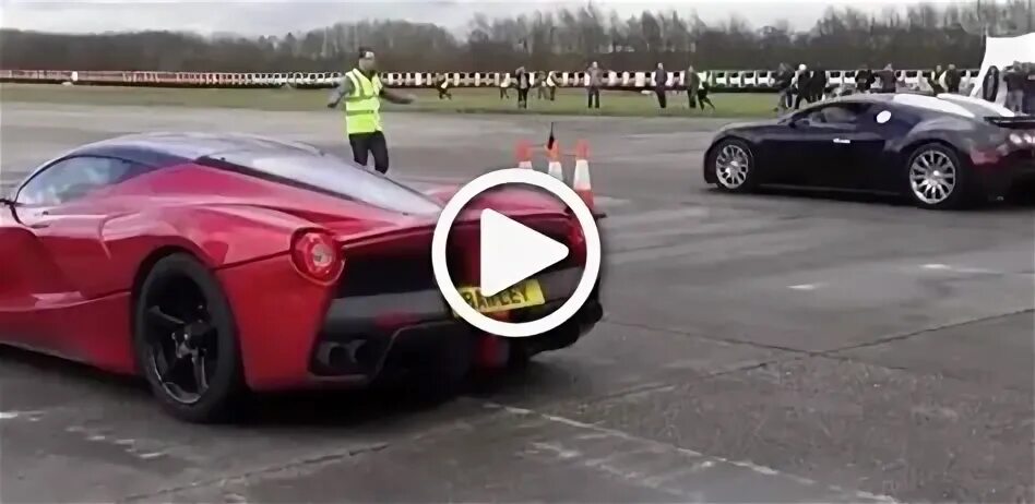 Включи где показывают машины. Ferrari 458 Italia vs Bugatti. Гонка Феррари против Бугатти Вейрон. Мустанг против Бугатти. Гонка Ламборджини против Феррари.