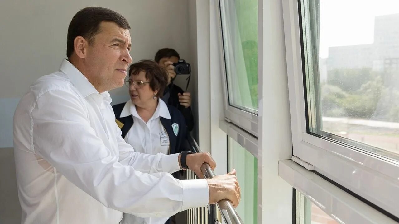 Школа 16 екатеринбург академический внутри. Гимназия 39 екатеринбург открытие. Школа 200 открытие. Школа открытие екатеринбург. Школа открытие екатеринбург.