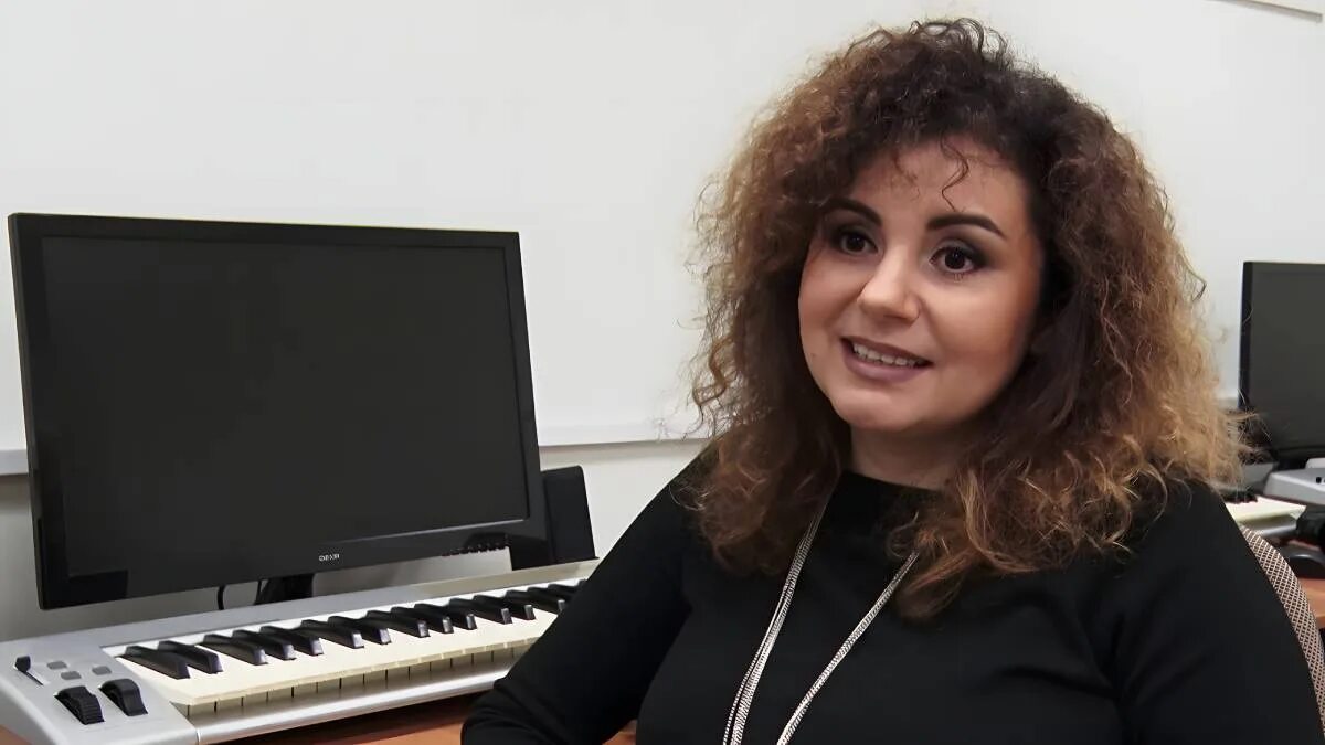Светлана кашина биография личная жизнь Быть звездой, делиться талантом. Певица Светлана КАШИНА Тагильский Рабочий