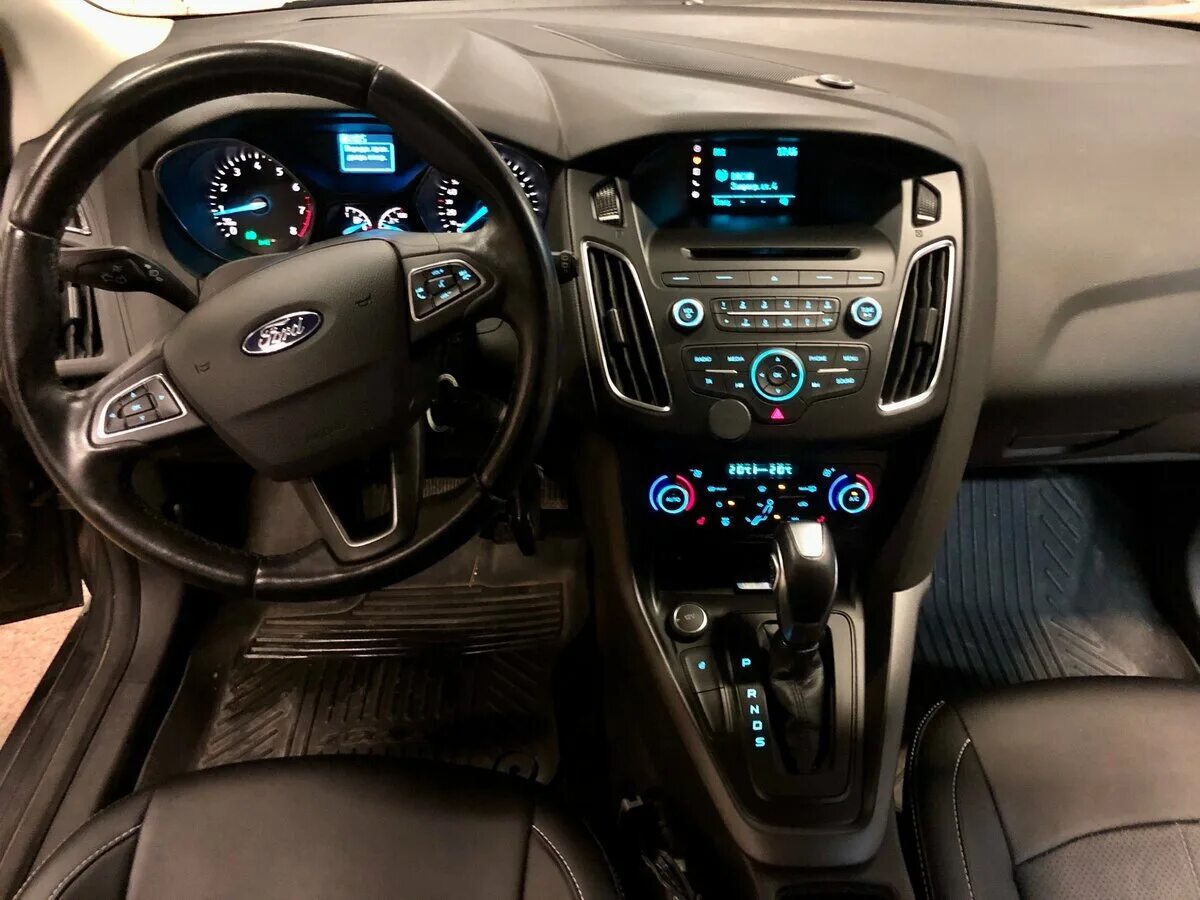 Ford focus trend sport 2013. Фокус 3 комплектации. Форд фокус 3 sync edition. Форд фокус 3 2013 trend комплектация. Фокус 3 комплектации.