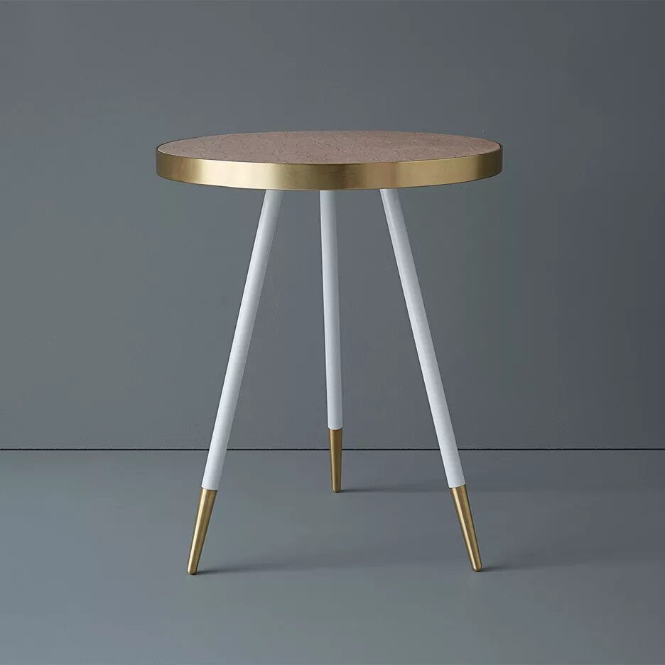 Обеденный стол круглый латунь мрамор. Стол РЛ тринога обеденный. Стол Weimin Grey mangoside Table. Столик круглый Zoe. Столик формой с