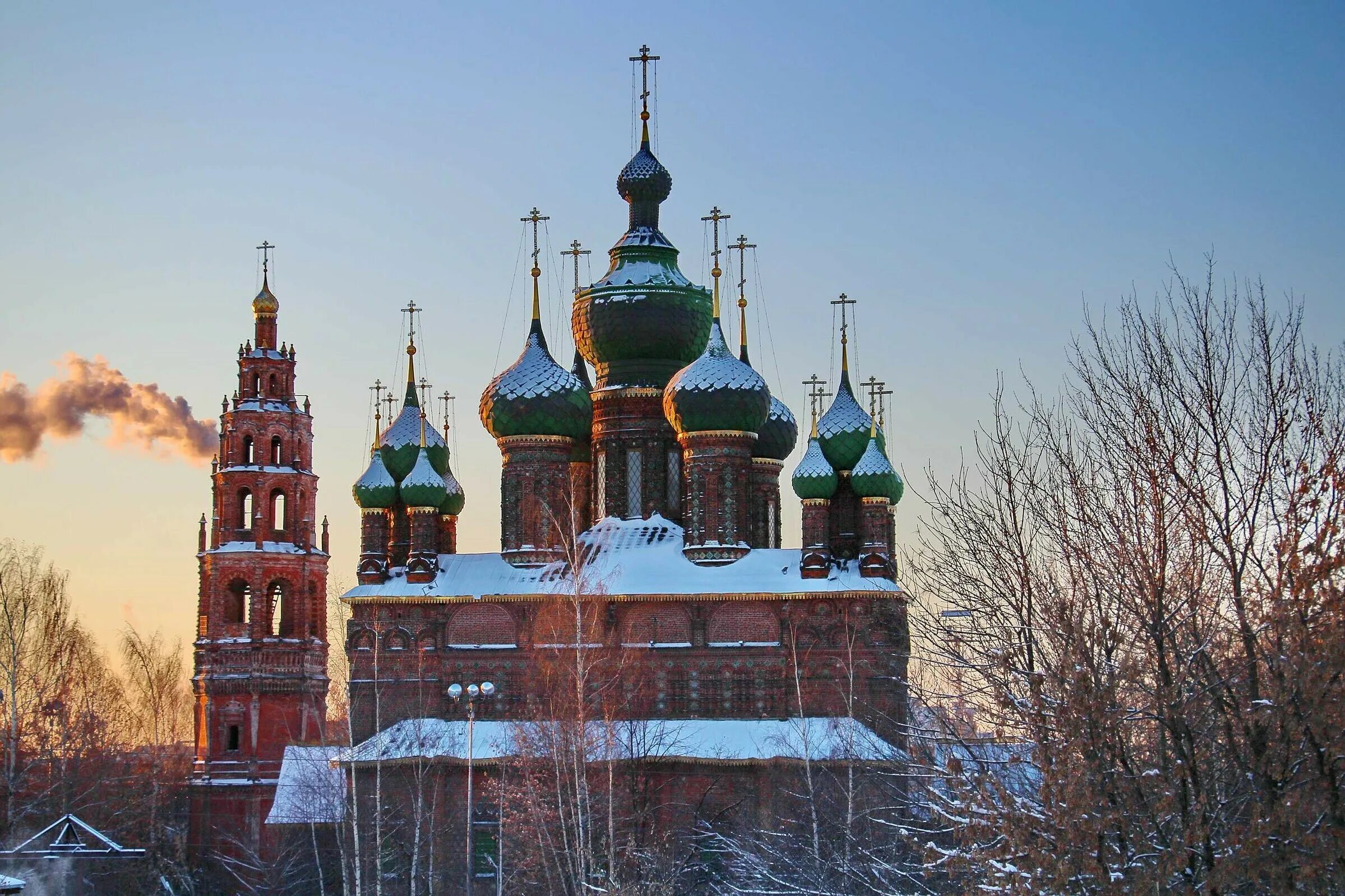 отрада ярославская храм. церковь ватопегской иконы божьей матери «отрада и утешение» ходынка. церковь на молодежном проспекте. деревянный храм жен-мироносиц на ярославке. отрада и утешение на ярославском шоссе история.