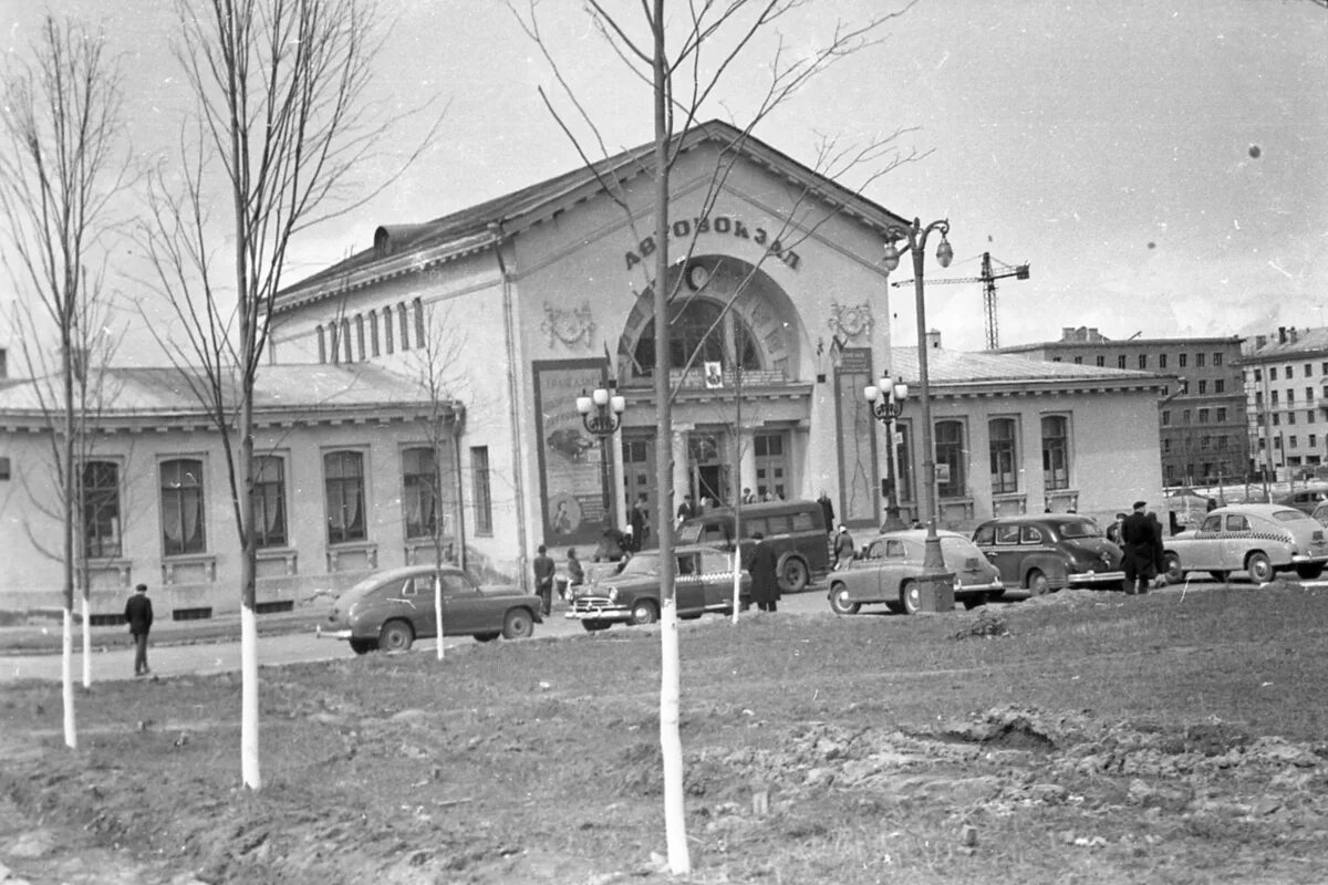 Старые здания на ул. Пансион екатерины хованской в симбирске. Тула 30 годов. Тула 30 годов. Тула дворец труда.