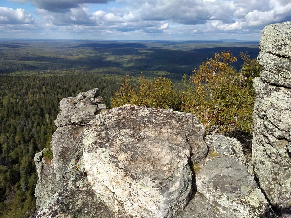 Чердынь гора. Гора полюд пермский край. полюдов камень пермский край. полюд гора красновишерск. чердынь гора полюд.
