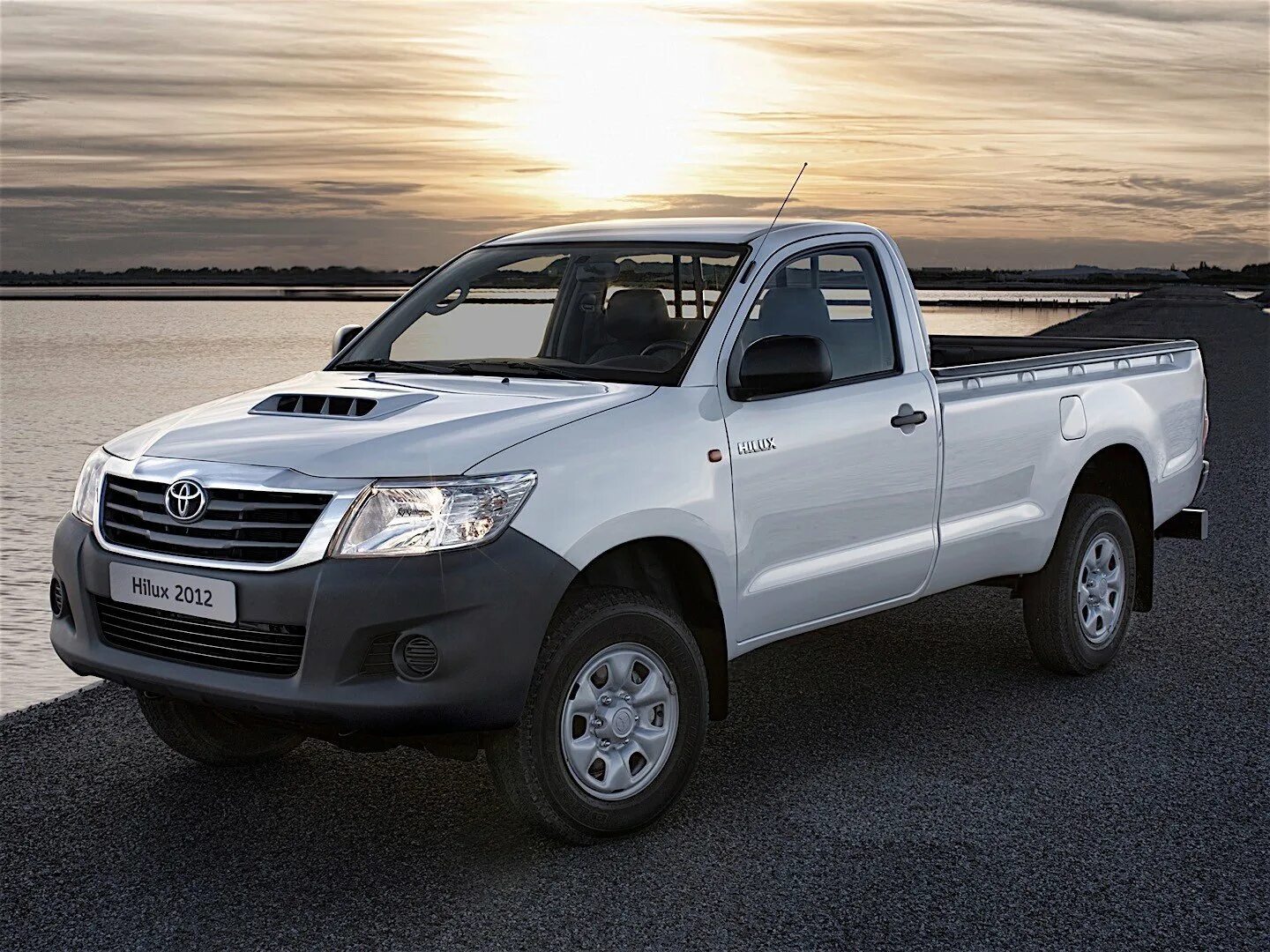 Toyota hilux пикап. Тойота пикап Хайлюкс 2015. Тойота Хайлюкс 2011. Тойота Хайлюкс пикап 2011. Toyota Hilux 4*4.