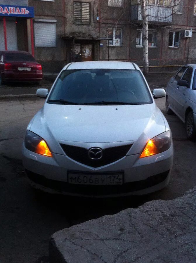 Мазда 3 2008 год лампы. Мазда 3 2008 год лампы. Лампа ближнего мазда 3. Лампа заднего хода мазда 3 бк хэтчбек. Лампочка в габарит мазда 3 2008.
