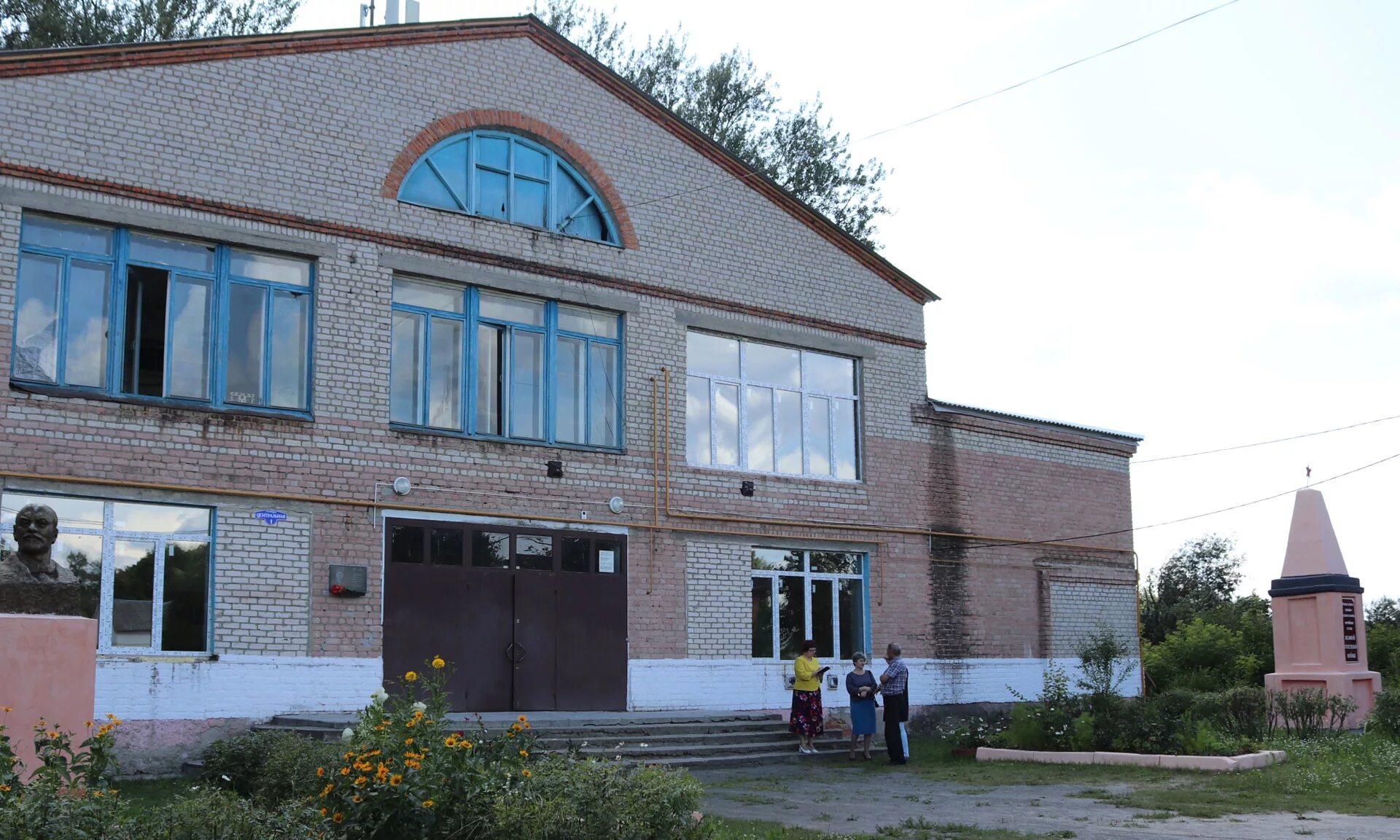 поселок клинцы. поселок клинцы. аэродром клинцы брянская область. проспект ленина 40 клинцы брянская область. город клинцы брянская область.