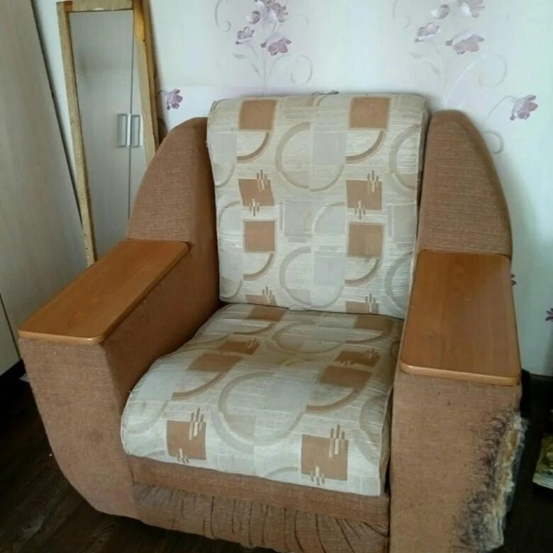 Куплю кресло кровать недорого б у