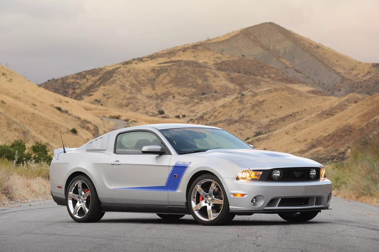 Форд мустанг видео. Форд Мустанг Roush. Ford Mustang 2010. Ford Mustang 427. Ford Mustang Shelby 2010.