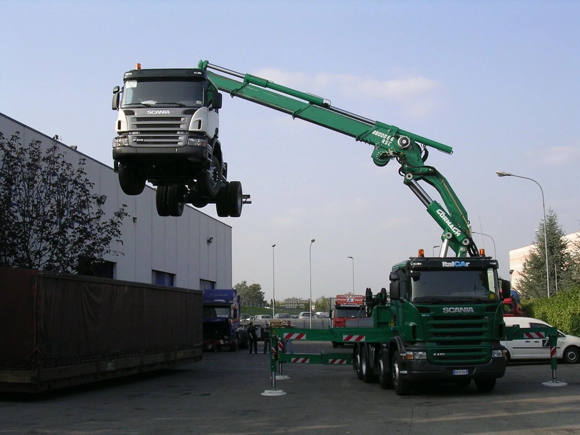 Манипулятор быстро. Манипулятор hiab 260. манипулятор ман стрела сзади. кму gm 5000 terex. манипулятор стрела сзади мерседес.